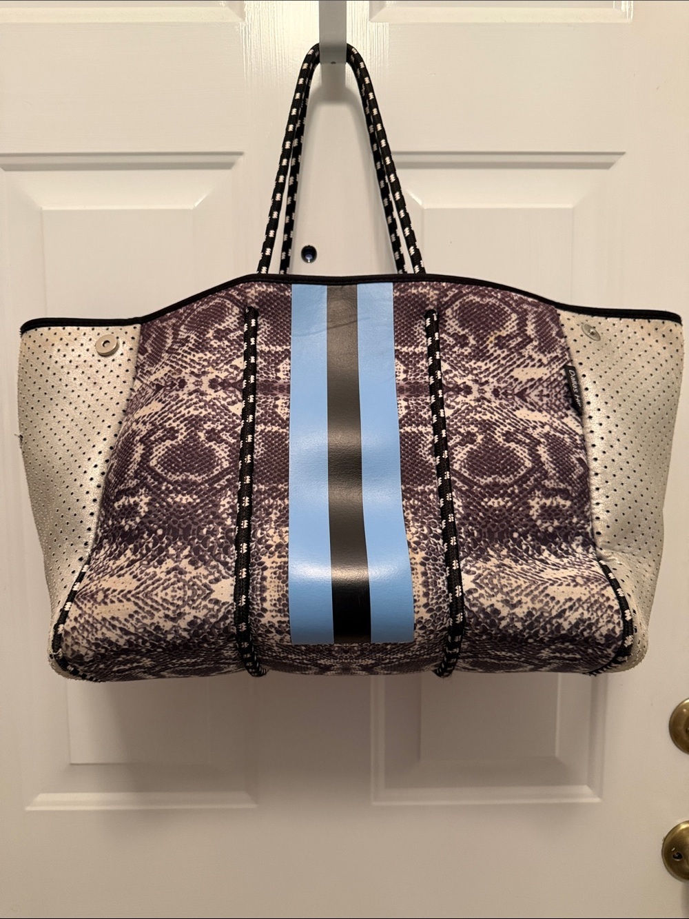 Dallas Hill Neoprene Snake Print Tote Blue Stripe Zip Pouch - Picture 3 of 14